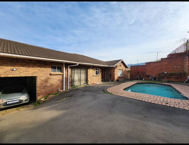 3 BEDROOM HOUSE FOR SALE IN NEWHOLME